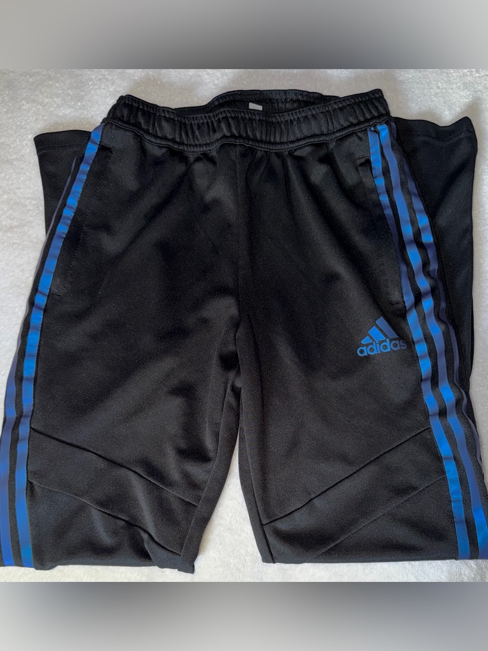 EUC Boys Adidas Black Joggers Track Pants with Blue Stripes Size Large 14-16